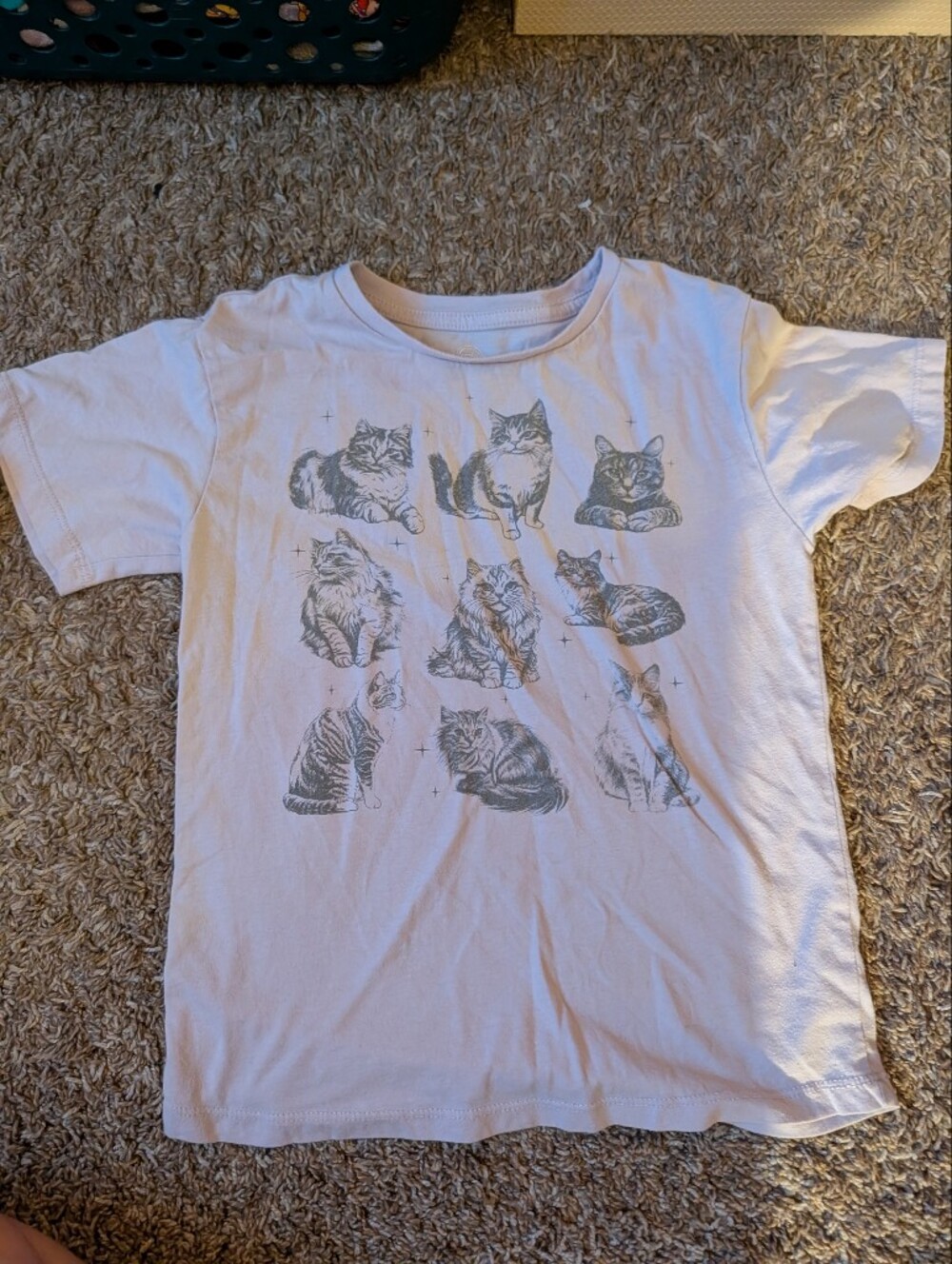 wonder nation Lavender Tee with Grey Cat Illustration - Short Sleeve